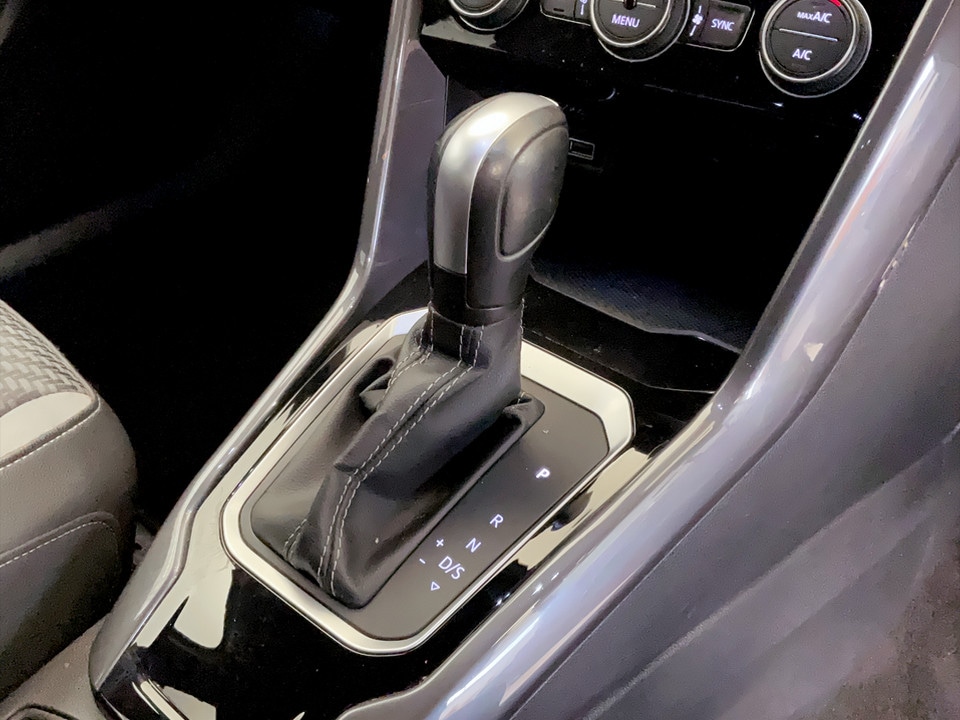 Used Volkswagen T-Roc 2020 for sale - 77778478: Photo 24