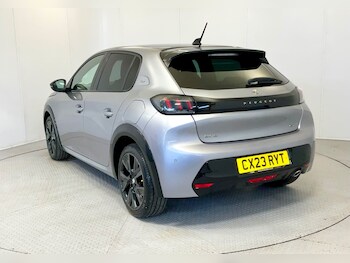 Used Peugeot 208 2023 for sale - 77353758: Photo