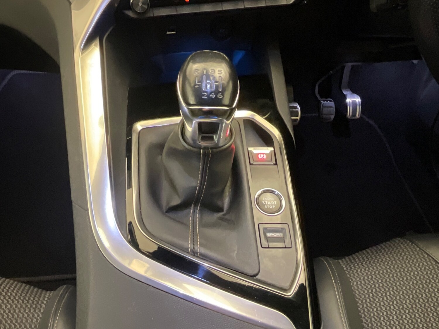 Used Peugeot 5008 2022 for sale - 77165509: Photo 24