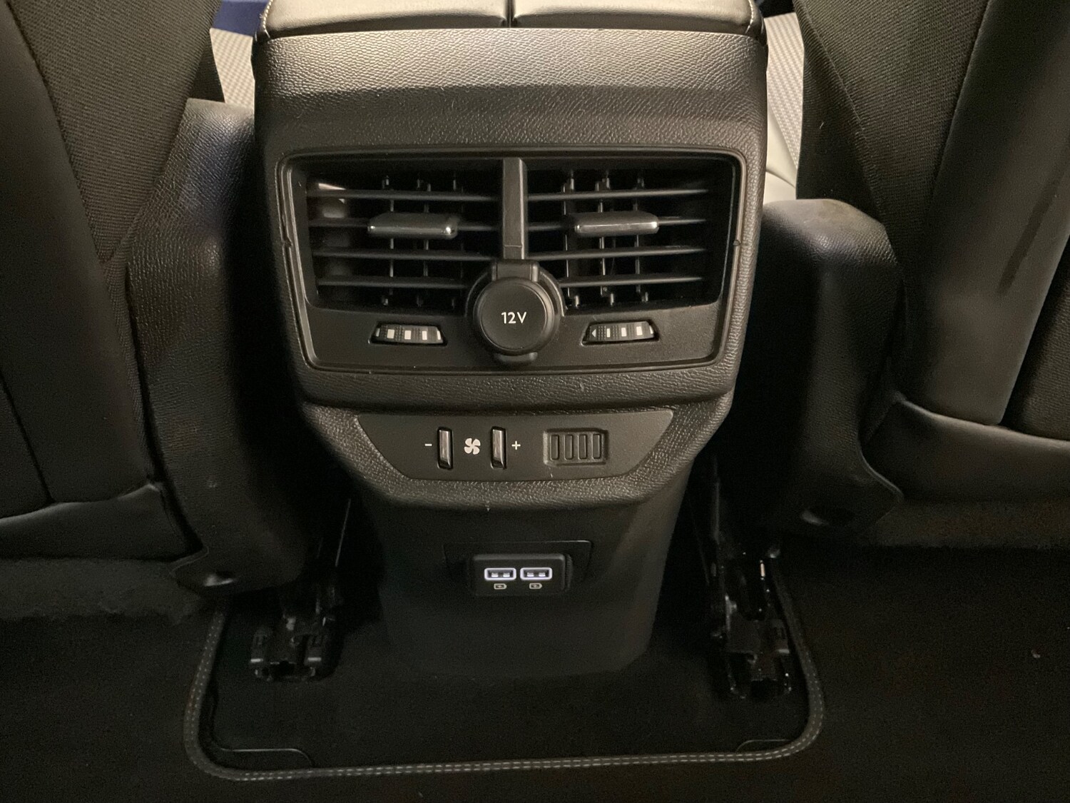 Used Peugeot 5008 2022 for sale - 77165509: Photo 38