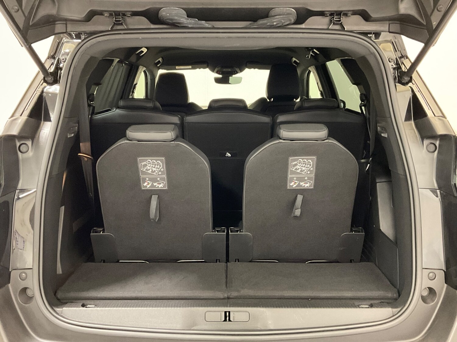 Used Peugeot 5008 2022 for sale - 77165509: Photo 46