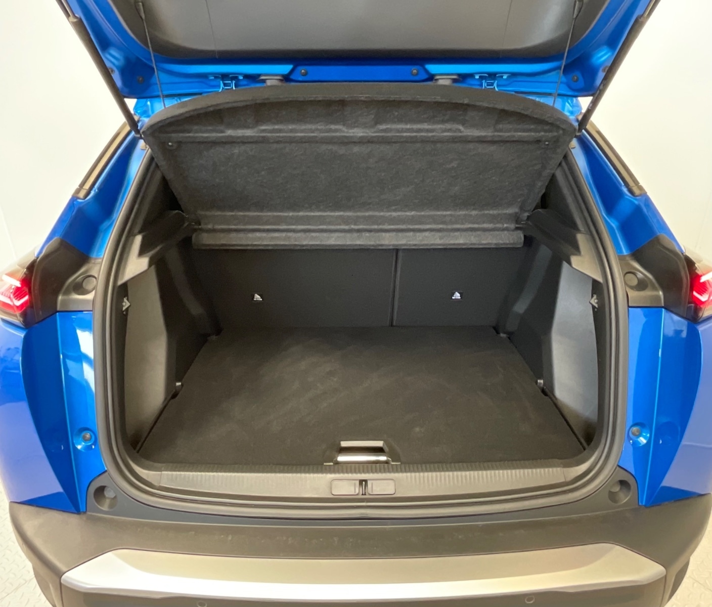 Used Peugeot 2008 2024 for sale - 76868645: Photo 43