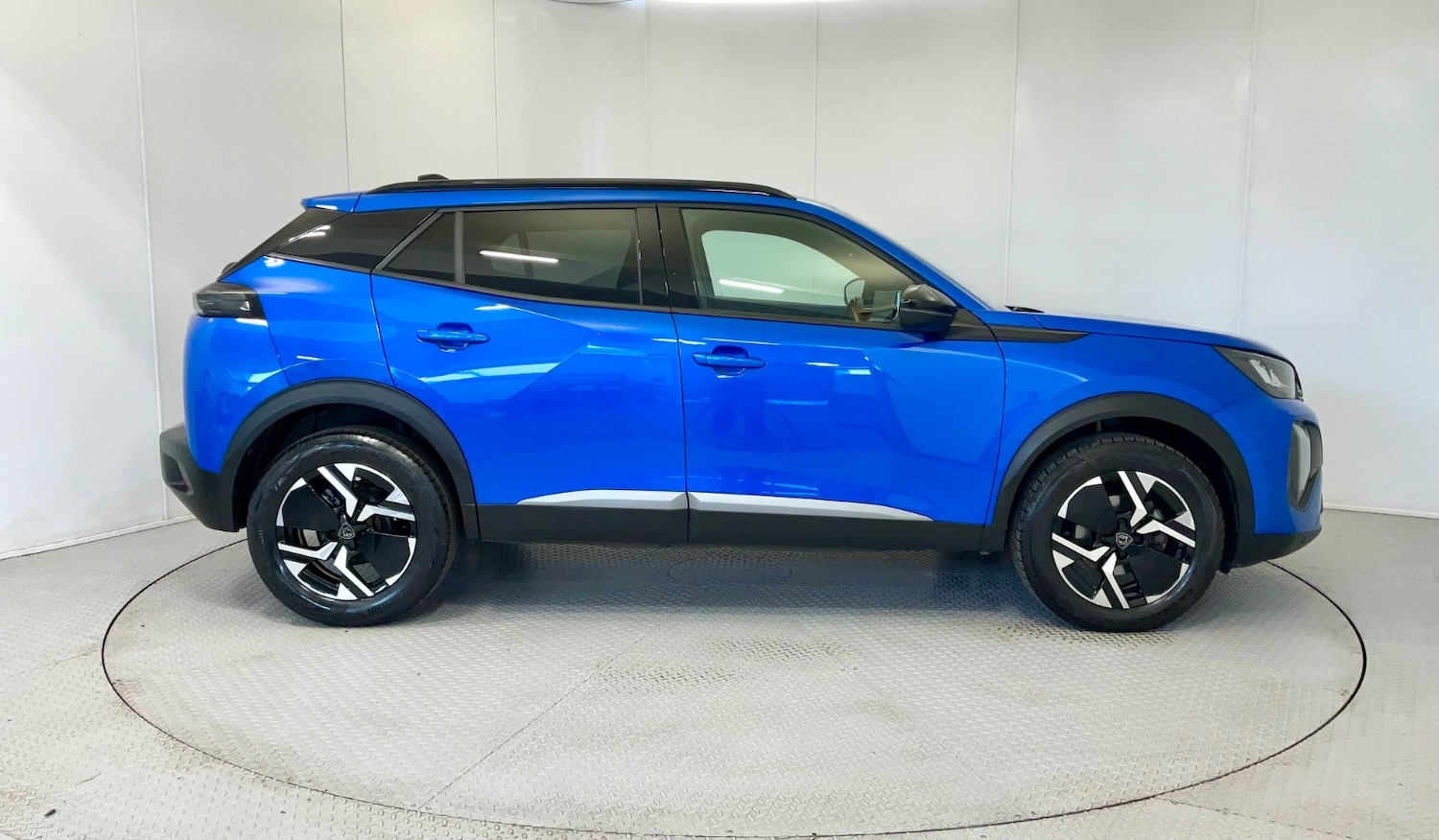 Used Peugeot 2008 2023 for sale - 76276634: Photo 4