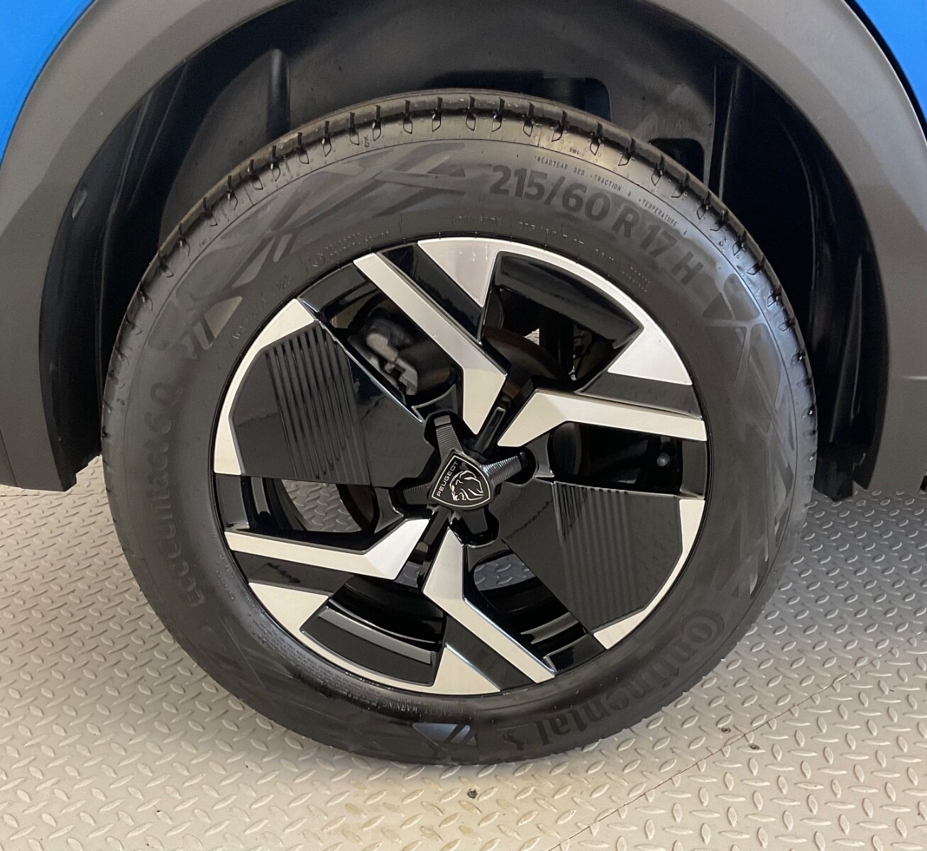 Used Peugeot 2008 2023 for sale - 76276634: Photo 5