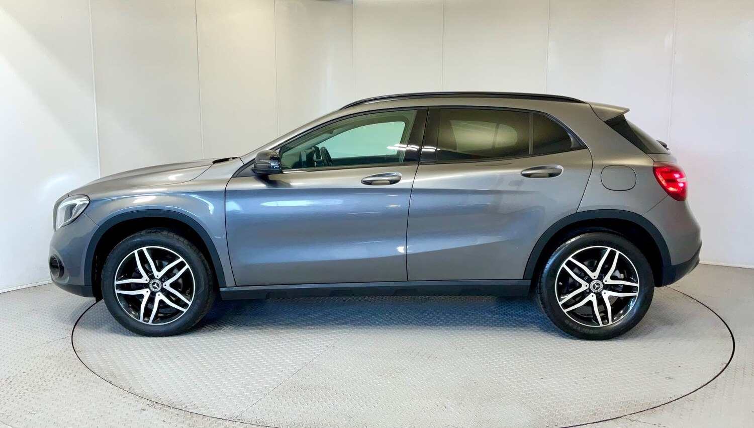 Used Mercedes-Benz GLA 2019 for sale - 76276427: Photo 18