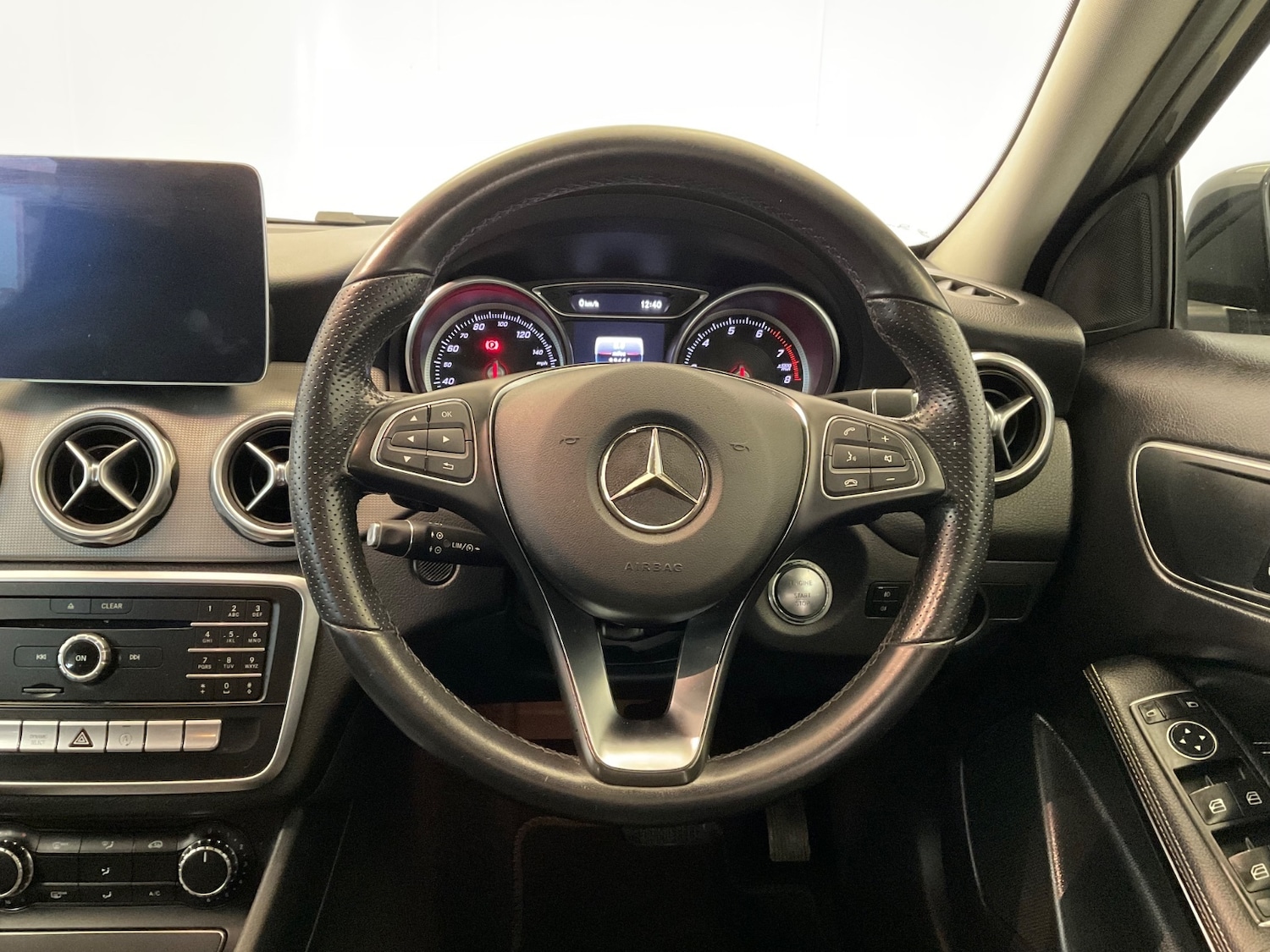 Used Mercedes-Benz GLA 2019 for sale - 76276427: Photo 3