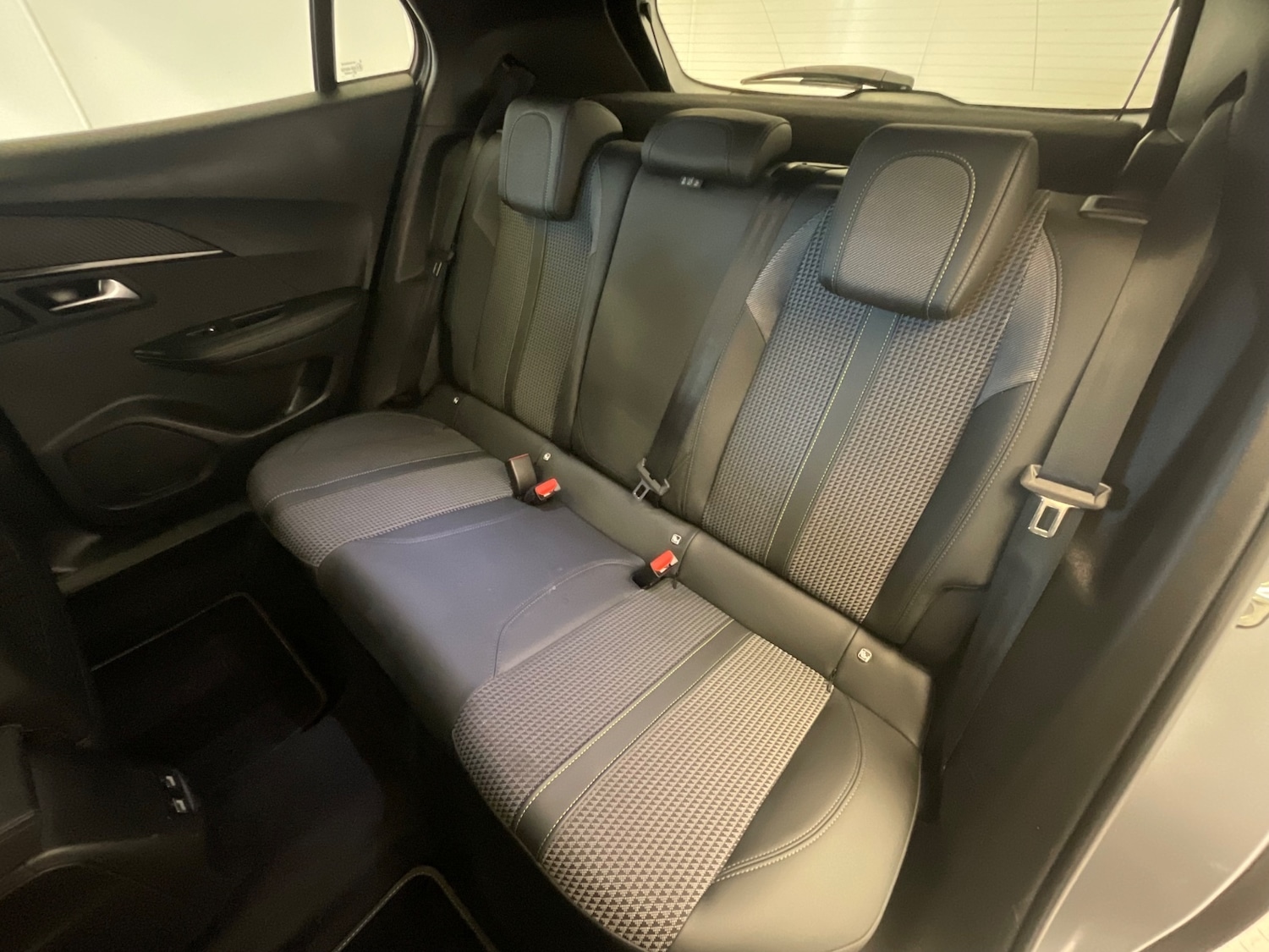 Used Peugeot 2008 2023 for sale - 76276776: Photo 43