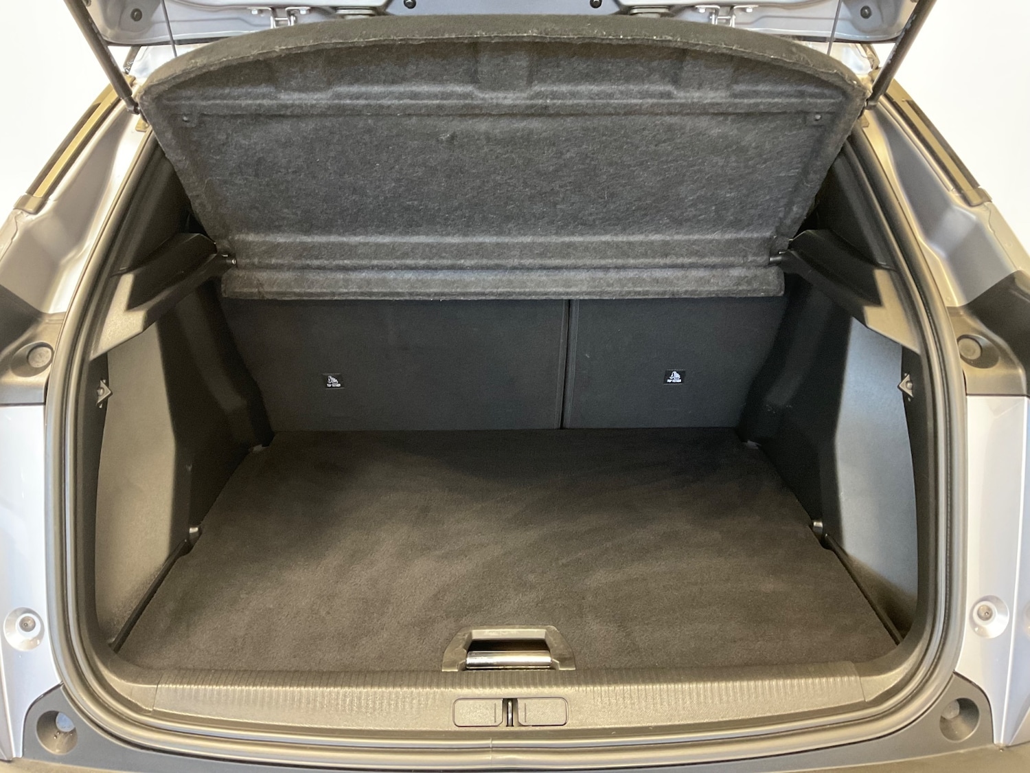 Used Peugeot 2008 2023 for sale - 76276776: Photo 44