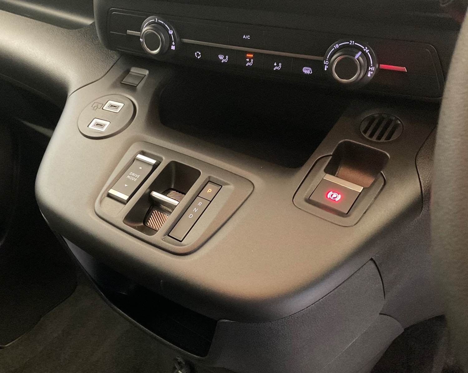 Used Peugeot Partner 2024 for sale - 76276862: Photo 11