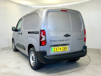 Used Peugeot Partner 2024 for sale - 76276862: Photo