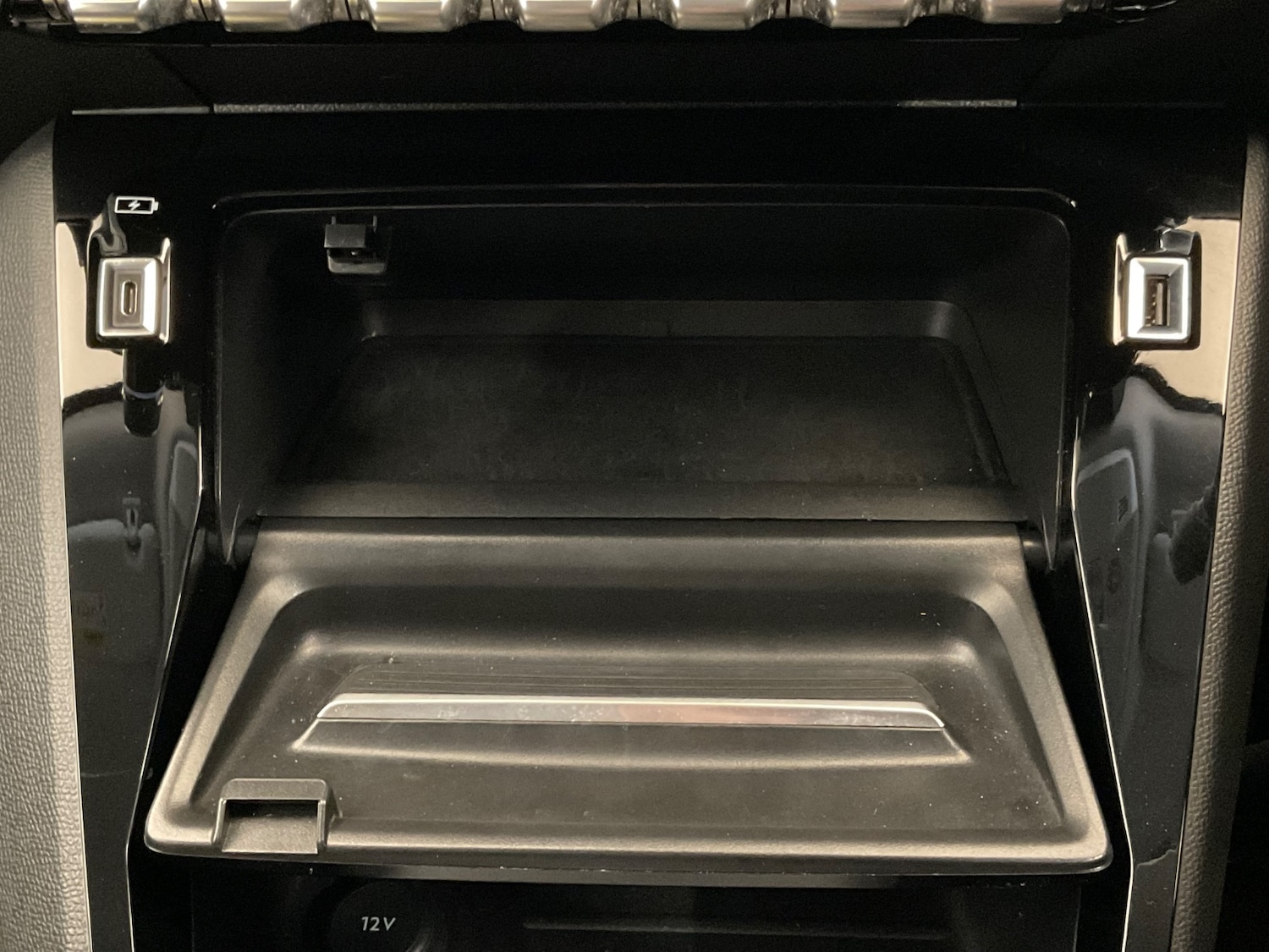 Used Peugeot 2008 2020 for sale - 76276321: Photo 30