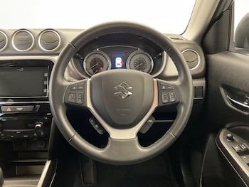 Used Suzuki Vitara 2021 for sale - 76276874: Photo