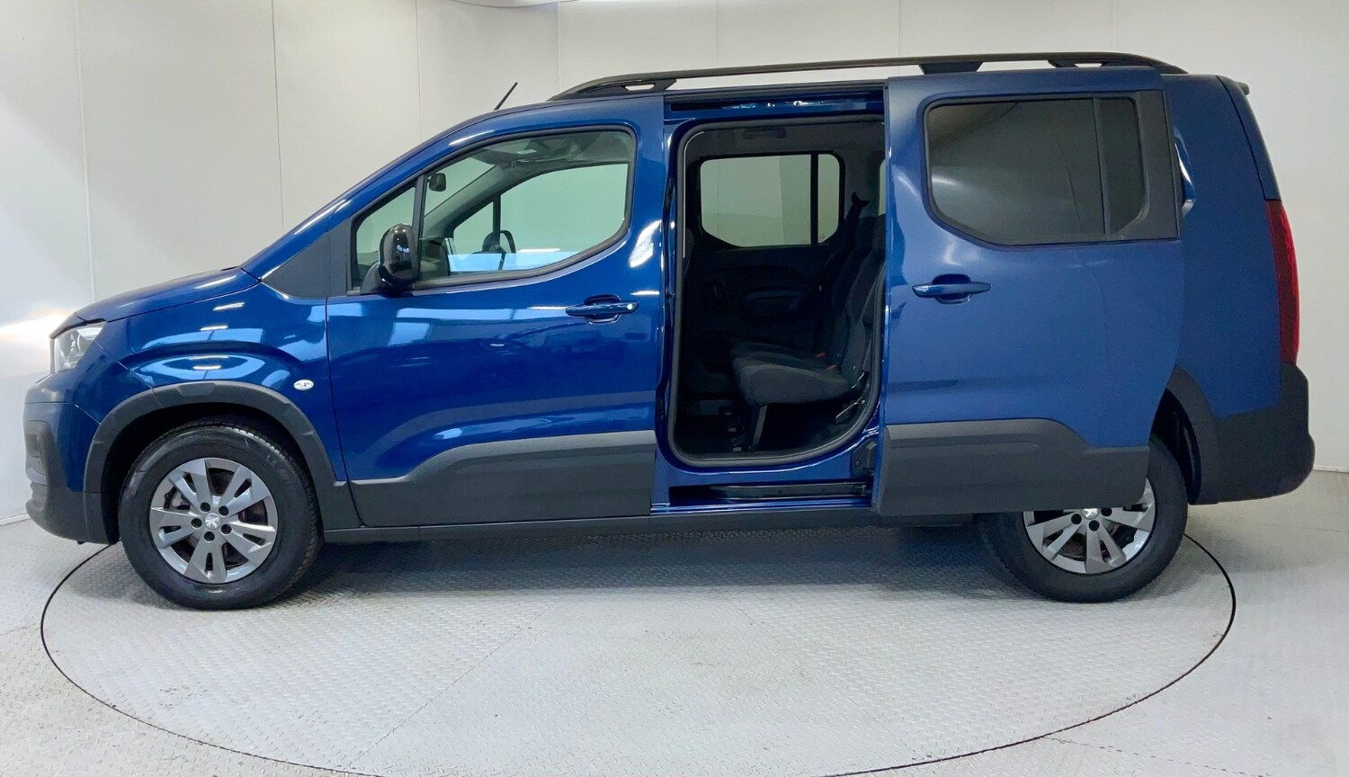 Used Peugeot Rifter 2022 for sale - 76871453: Photo 30