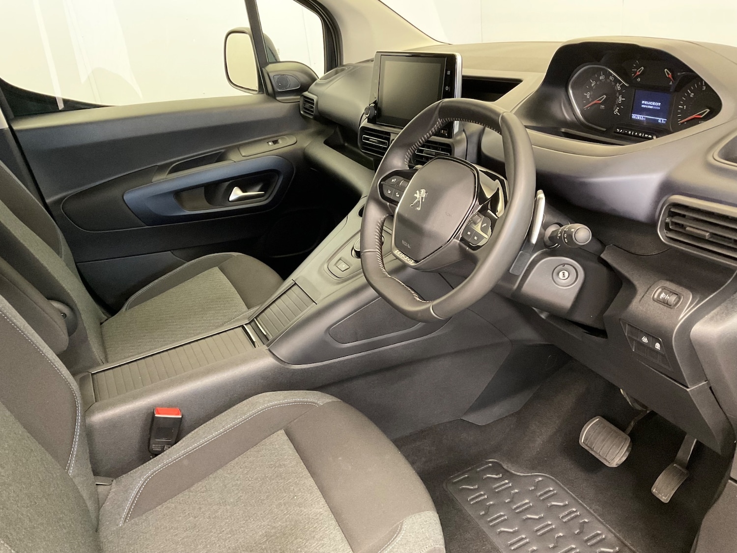 Used Peugeot Rifter 2022 for sale - 76871453: Photo 36