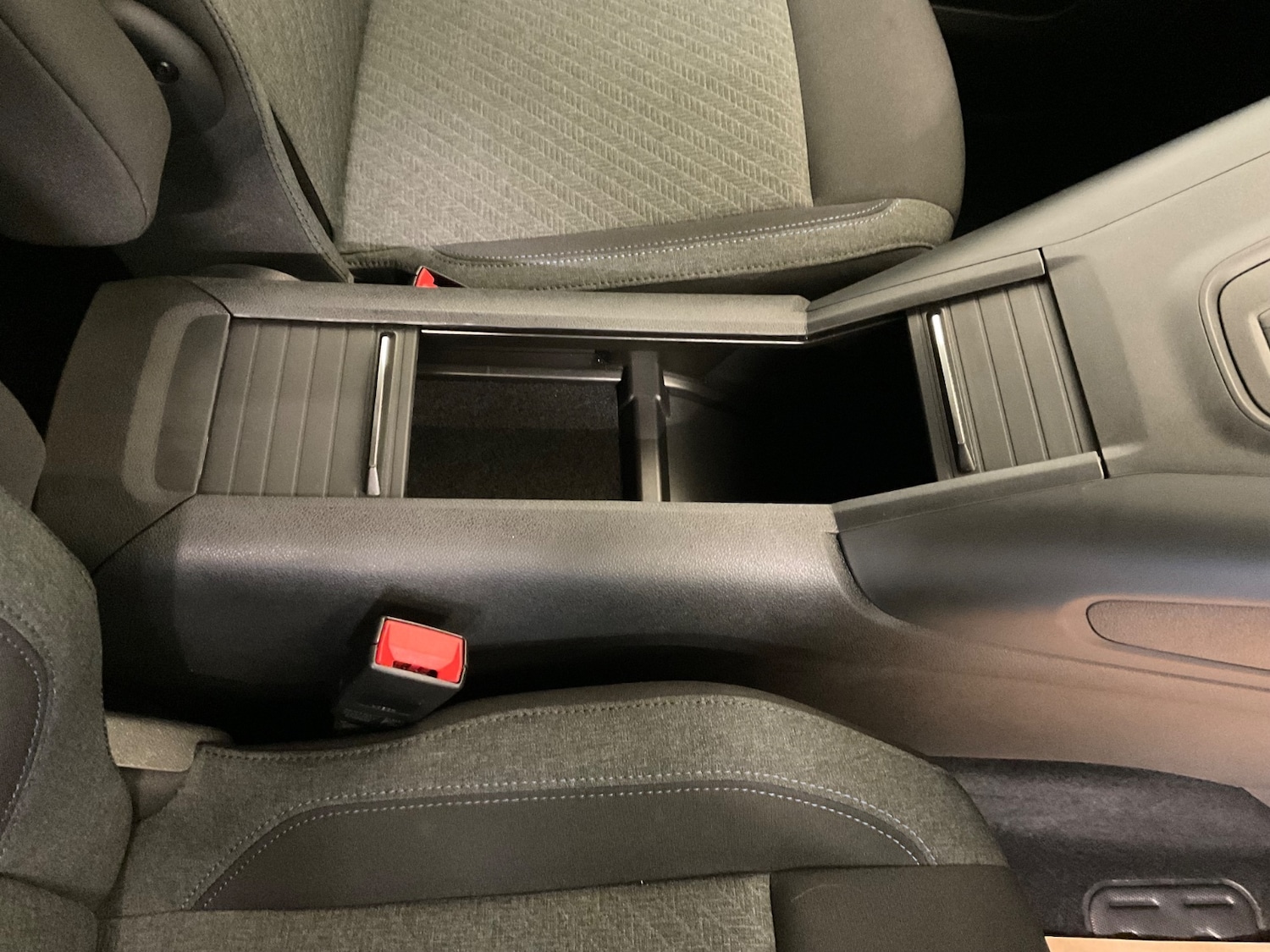 Used Peugeot Rifter 2022 for sale - 76871453: Photo 37