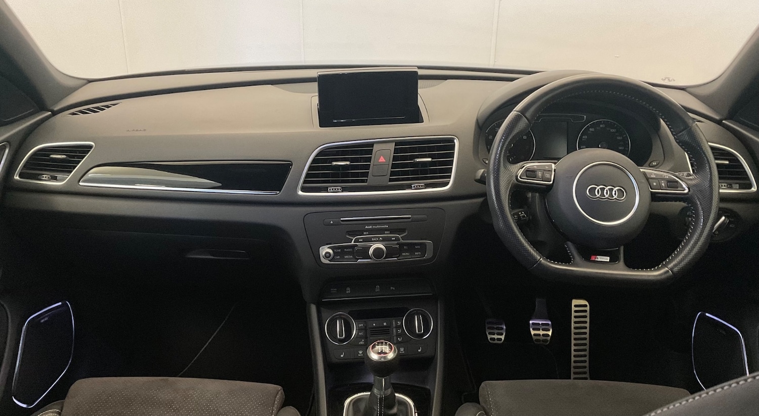 Used Audi Q3 2018 for sale - 76871311: Photo 15