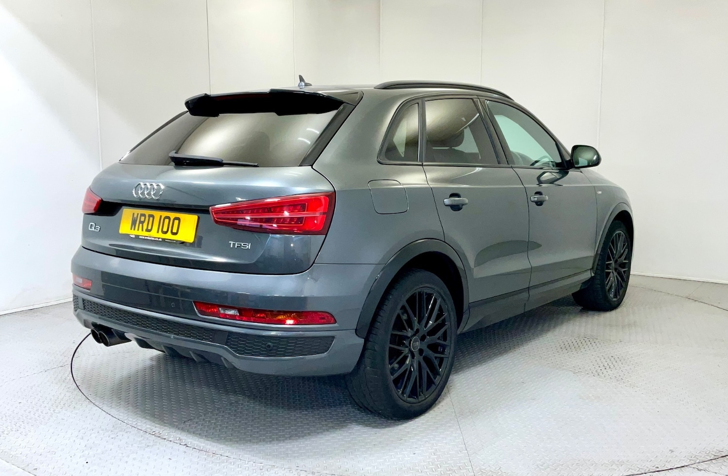 Used Audi Q3 2018 for sale - 76871311: Photo 45