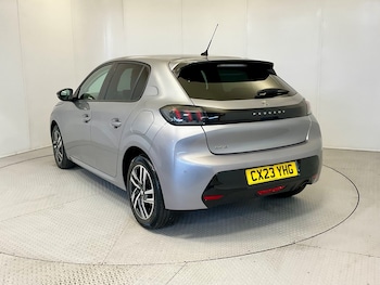 Used Peugeot 208 2023 for sale - 77606954: Photo