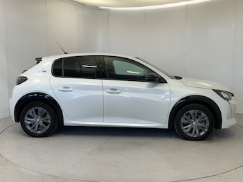 Used Peugeot 208 2022 for sale - 76609519: Photo