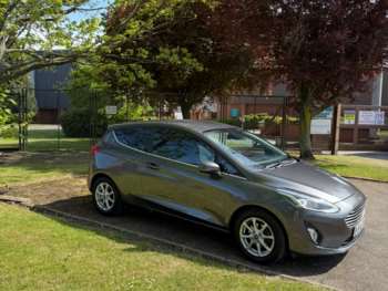Used Ford Fiesta 2018 for sale - 74582505: Photo