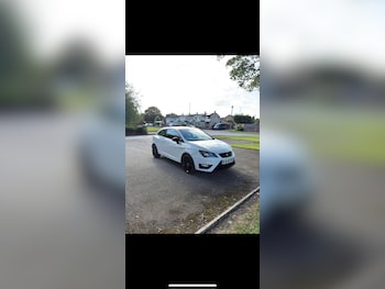 2015 (15) - 1.2 TSI FR Black 3dr