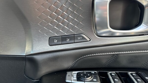 Used Kia Sorento 2023 for sale - 76057766: Photo 40