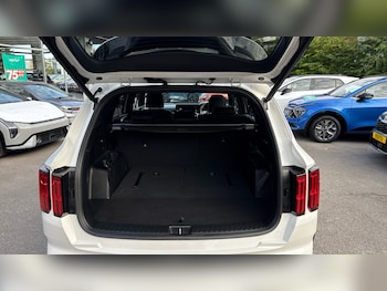 Used Kia Sorento 2023 for sale - 76057766: Photo