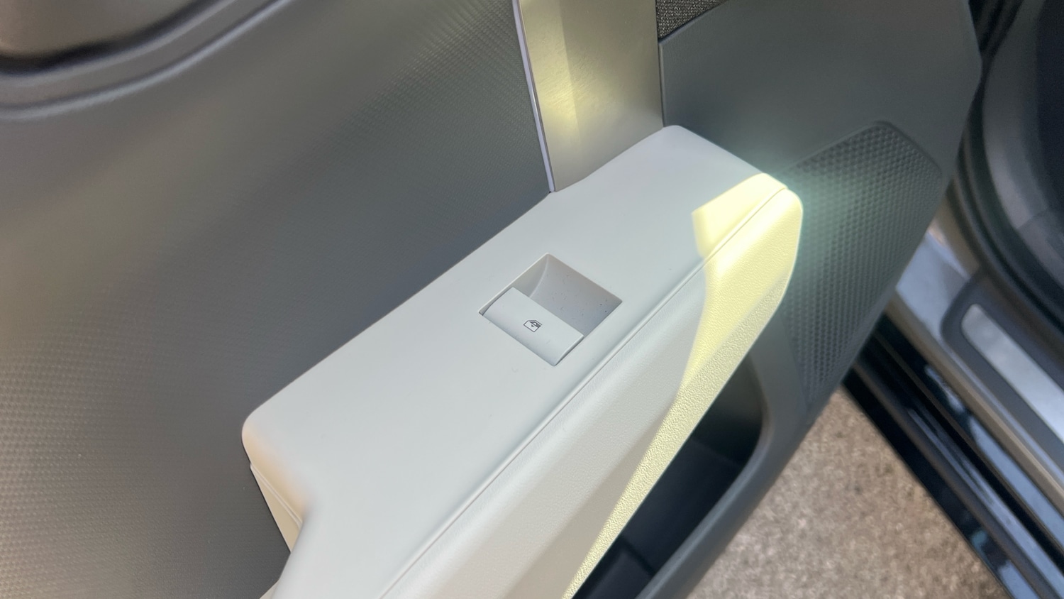 Used Kia EV3 2024 for sale - 78150543: Photo 46