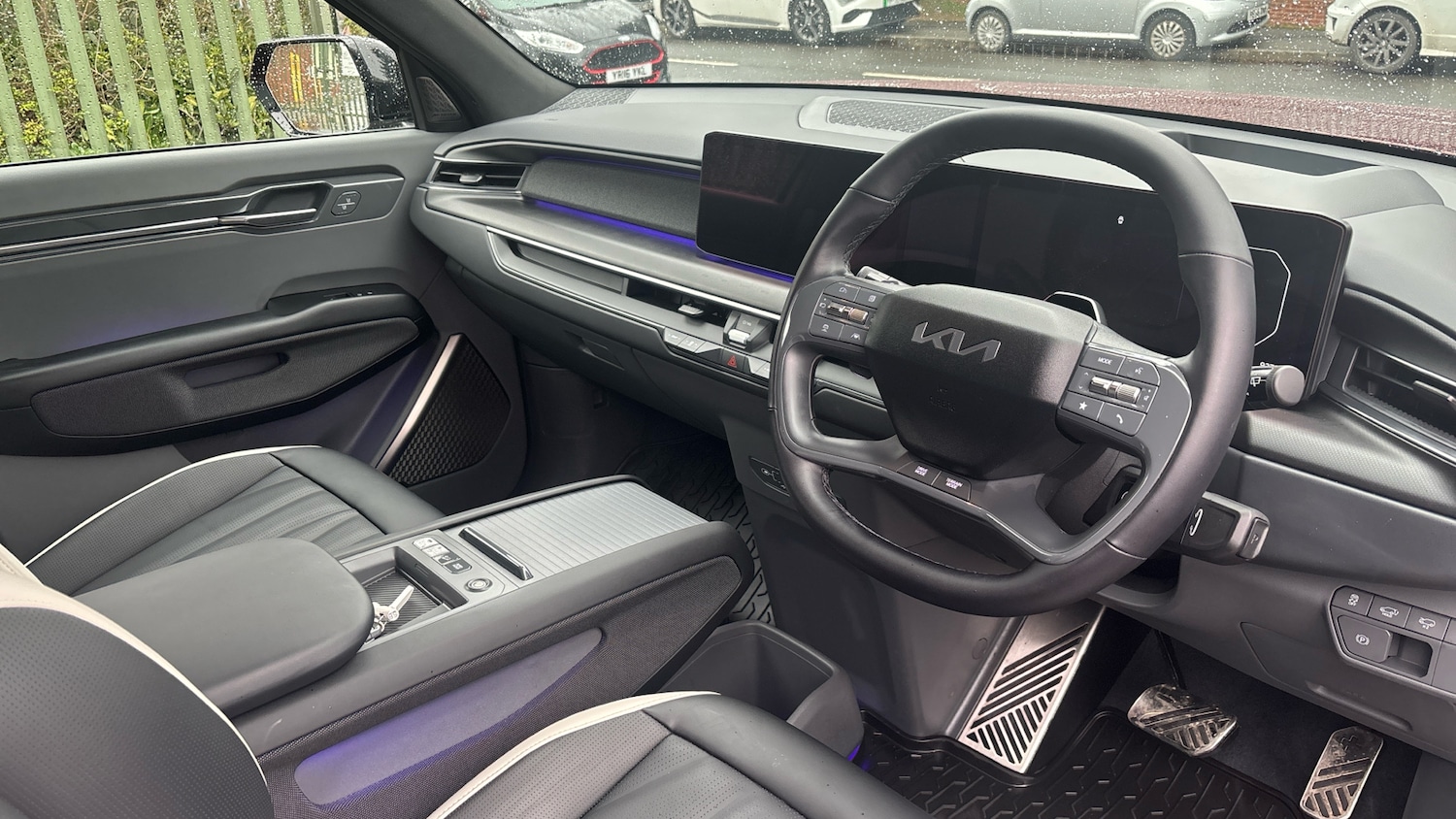 Used Kia EV9 2025 for sale - 77831612: Photo 11