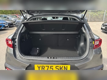 Used Kia Stonic 2025 for sale - 78344404: Photo