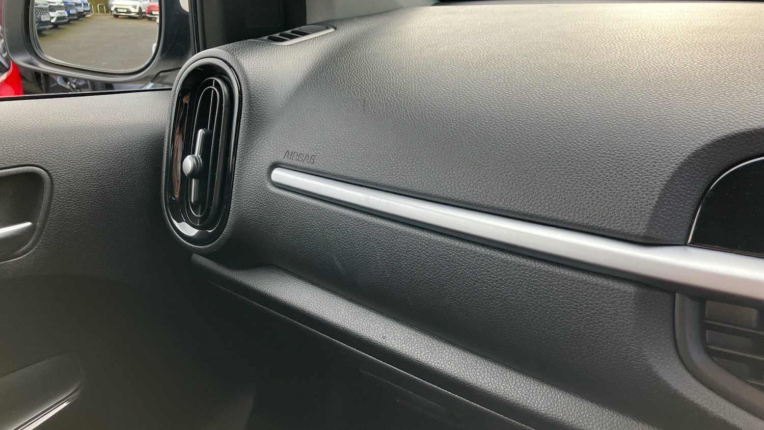 Used Kia Picanto 2018 for sale - 75918844: Photo 32