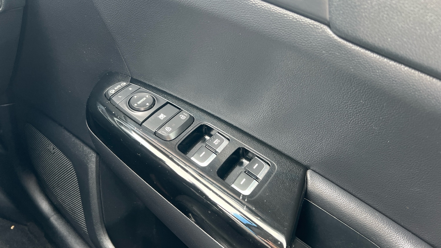 Used Kia Sportage 2019 for sale - 78190874: Photo 32