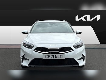 Used Kia Ceed 2022 for sale - 75702984: Photo