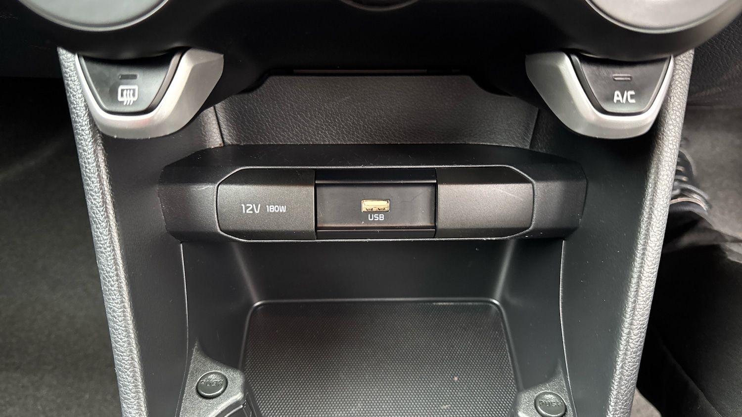 Used Kia Picanto 2023 for sale - 76490406: Photo 31