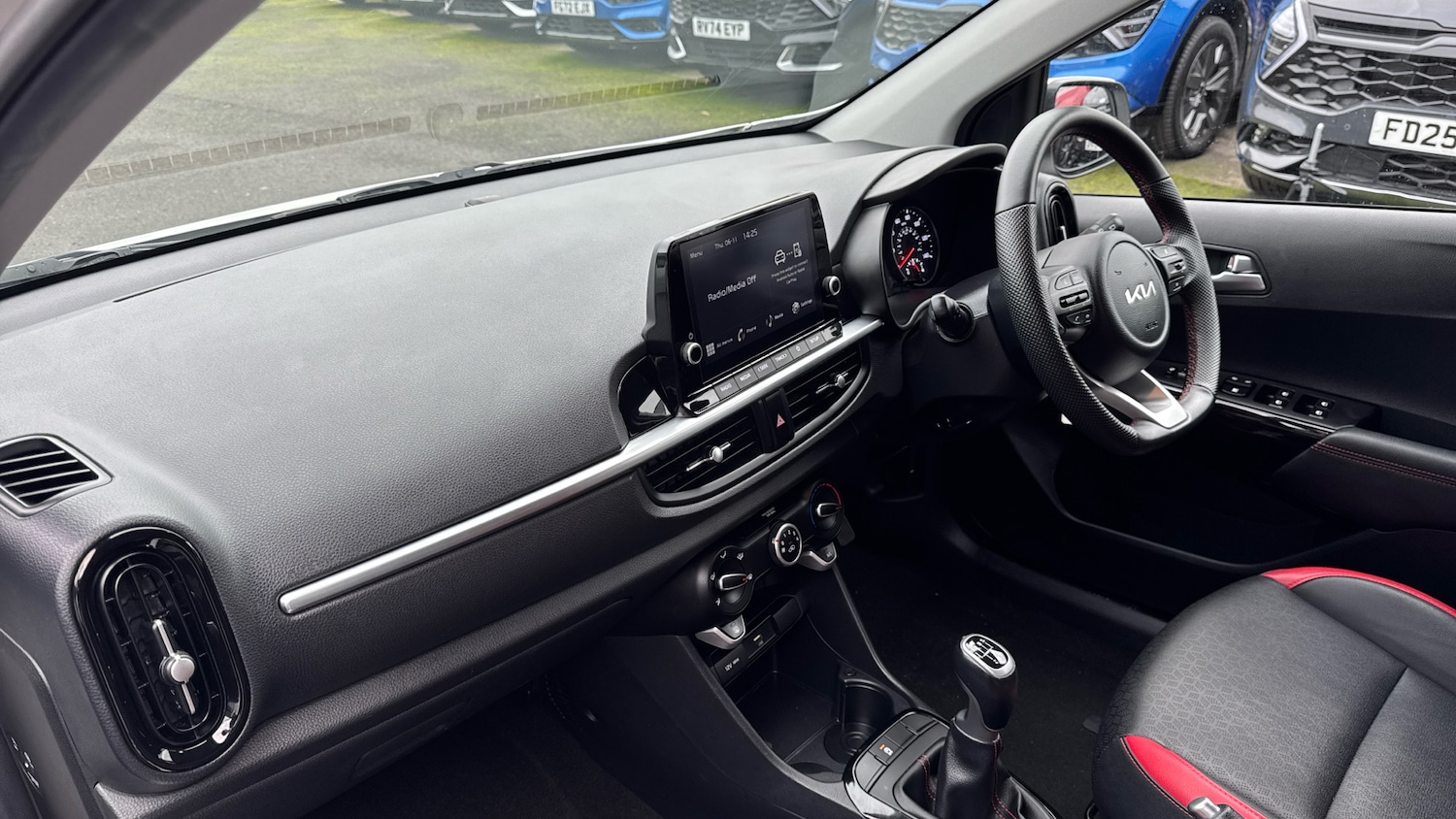 Used Kia Picanto 2023 for sale - 76490406: Photo 9