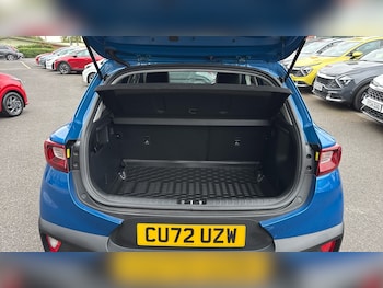 Used Kia Stonic 2022 for sale - 75650172: Photo