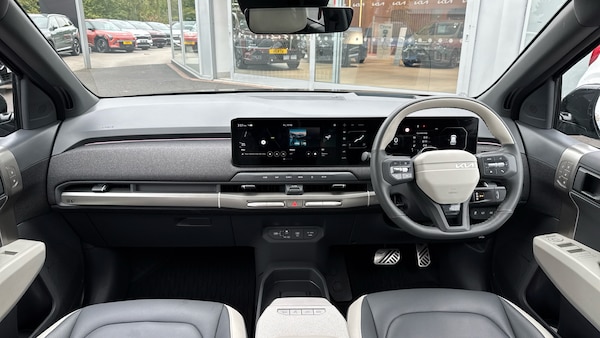 Used Kia EV3 2025 for sale - 76343898: Photo 10