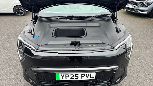 Used Kia EV3 2025 for sale - 76343898: Photo 8