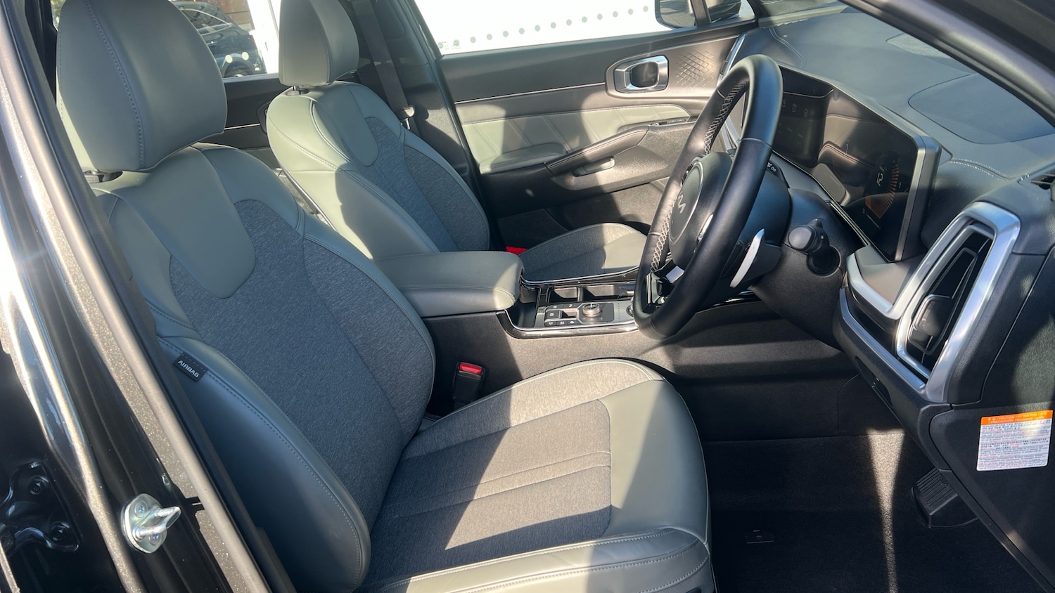 Used Kia Sorento 2024 for sale - 76391601: Photo 32