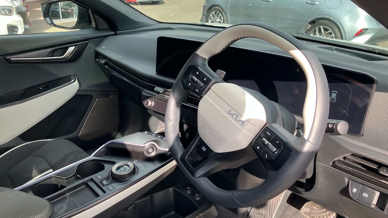 Used Kia EV6 2024 for sale - 78041723: Photo 11