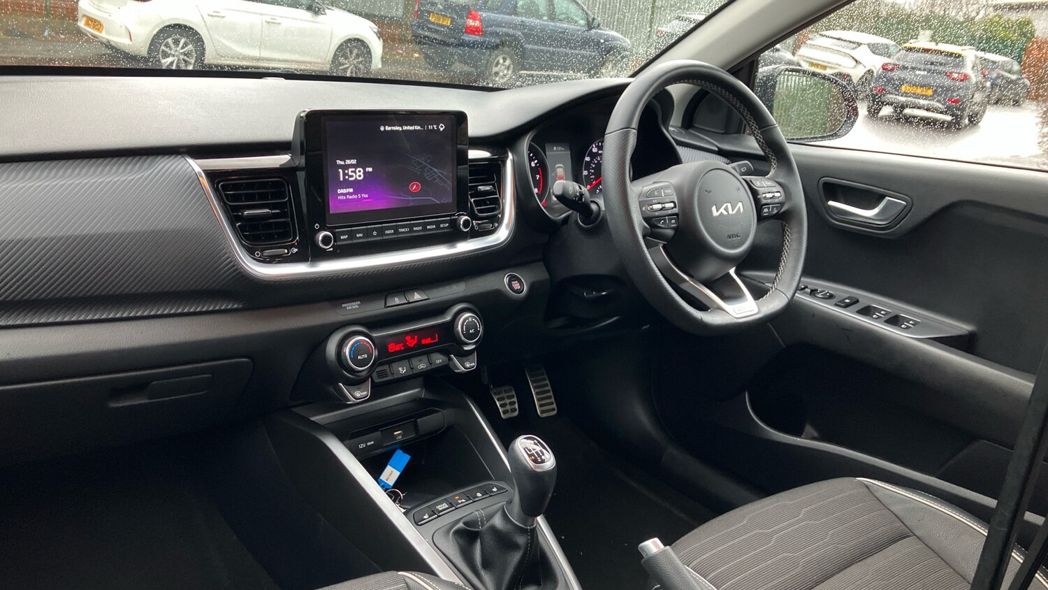 Used Kia Stonic 2023 for sale - 77803518: Photo 11