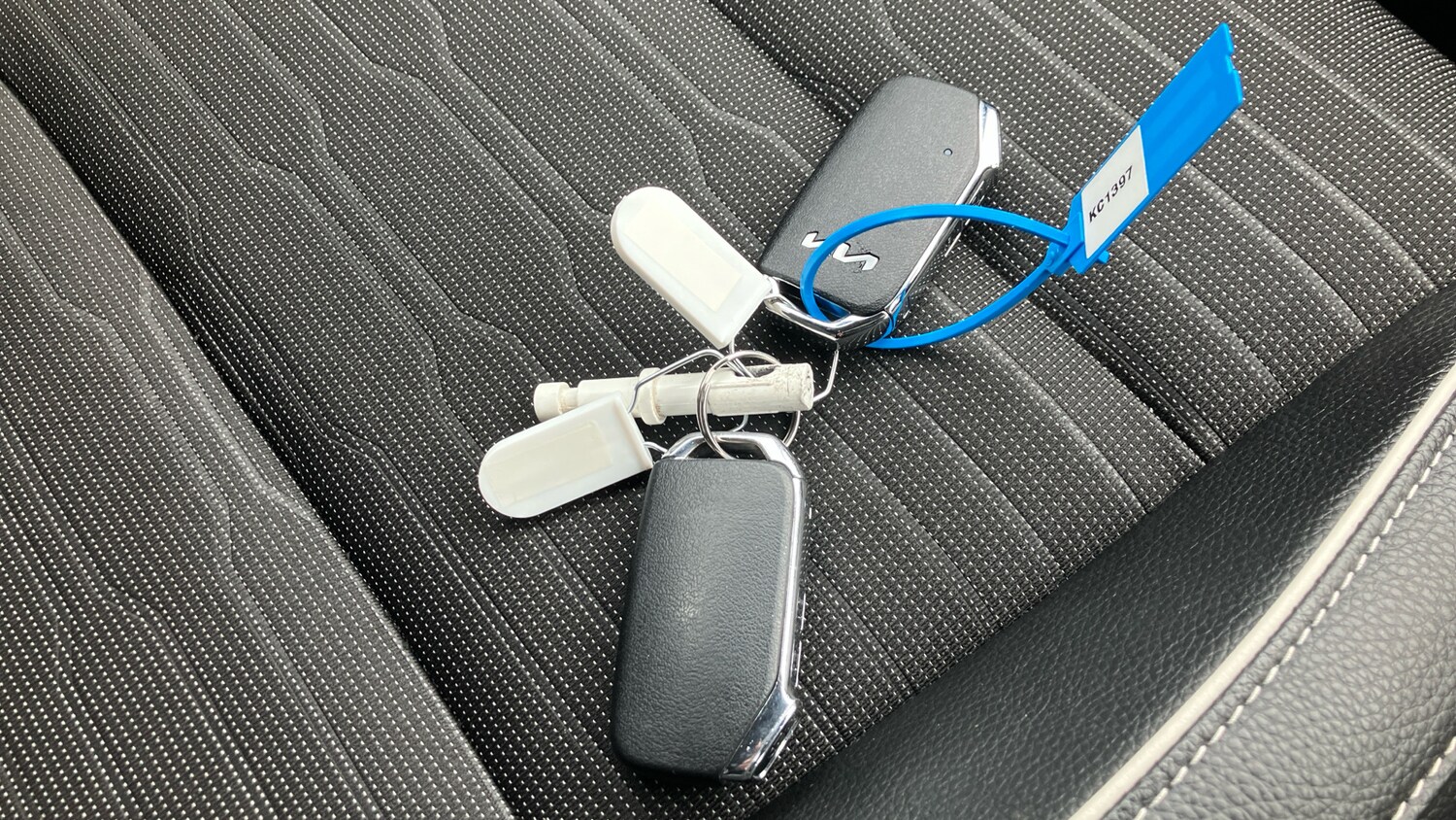 Used Kia Stonic 2023 for sale - 77803518: Photo 20