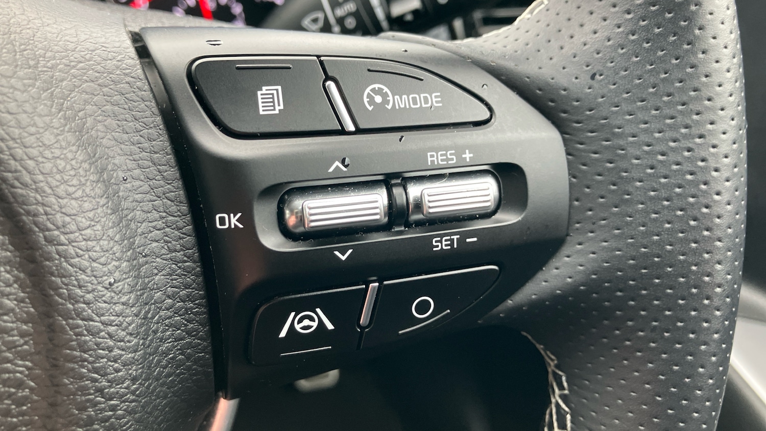 Used Kia Stonic 2023 for sale - 77803518: Photo 54