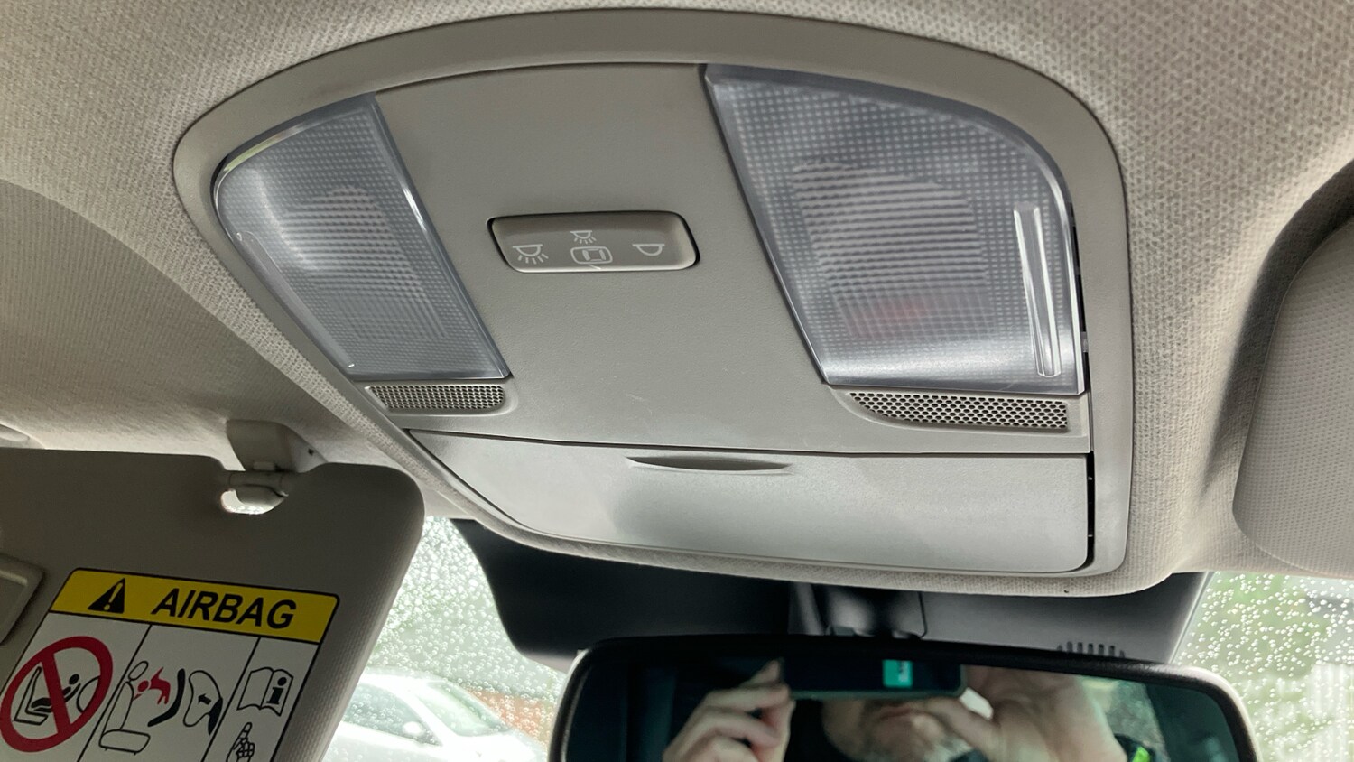 Used Kia Stonic 2023 for sale - 77803518: Photo 69