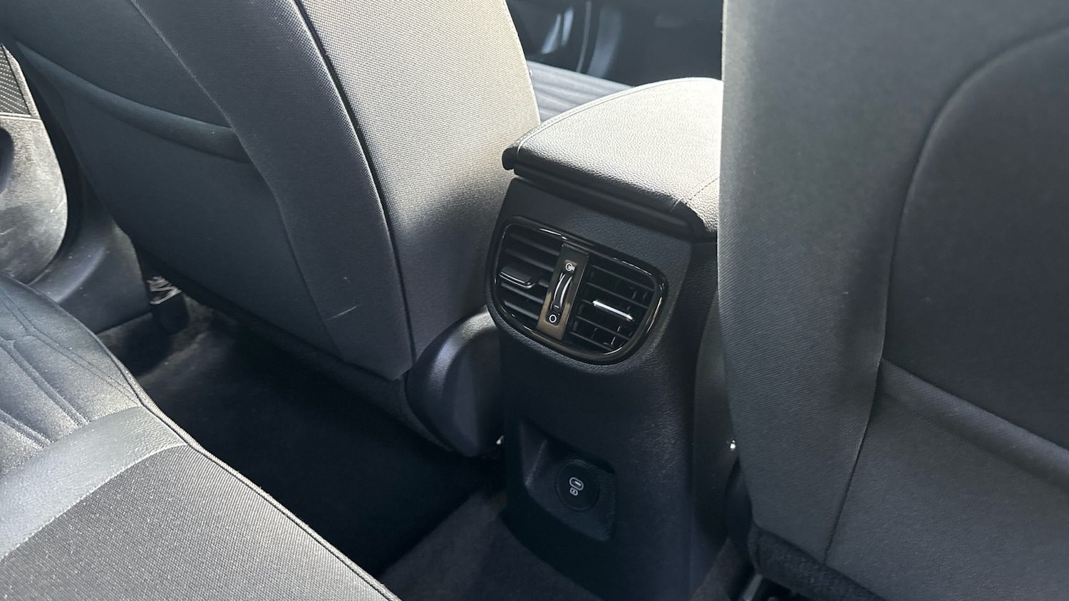 Used Kia Ceed 2025 for sale - 76979690: Photo 33