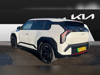 Used Kia EV3 2025 for sale - 77367481: Photo