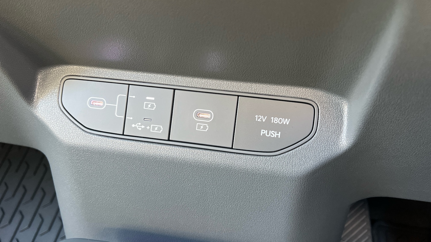 Used Kia EV3 2025 for sale - 77367481: Photo 40