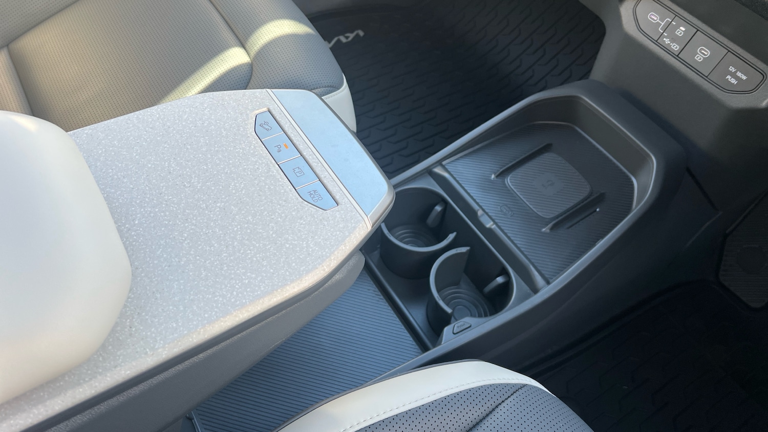 Used Kia EV3 2025 for sale - 77367481: Photo 42