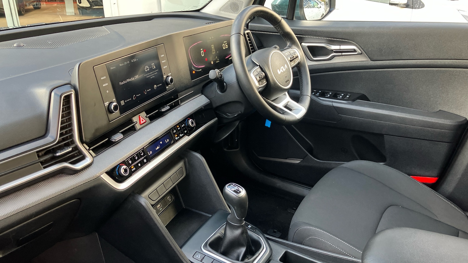Used Kia Sportage 2023 for sale - 76322487: Photo 9