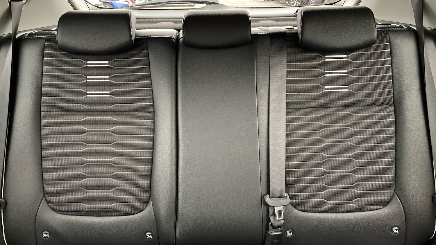 Used Kia Stonic 2023 for sale - 77409359: Photo 15